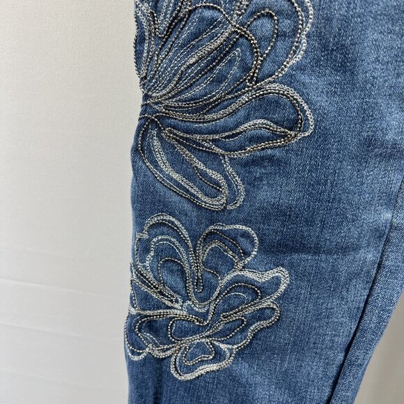 Chicos Pull On Jeggings Ankle Jeans Size 1 US 8 Embroidered Floral Stretch Blue - Picture 3 of 8